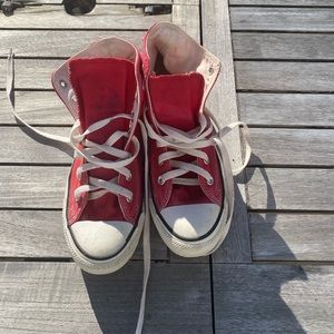 Red Converse